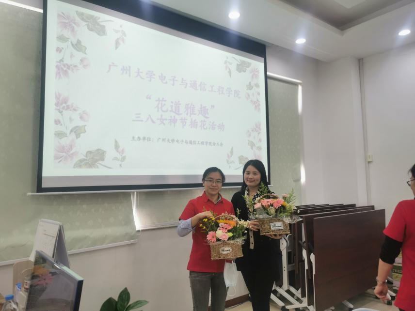 7b59d4592b41f5e5bae199b6cc9adcf